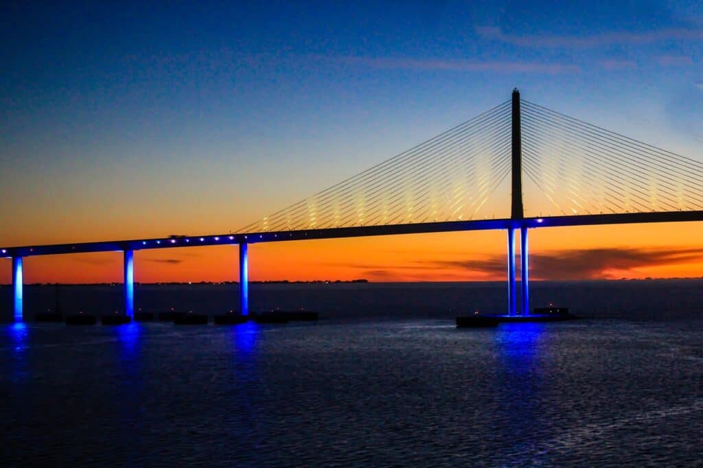 Sunshine skyway bridge in St. Petersburg, FL